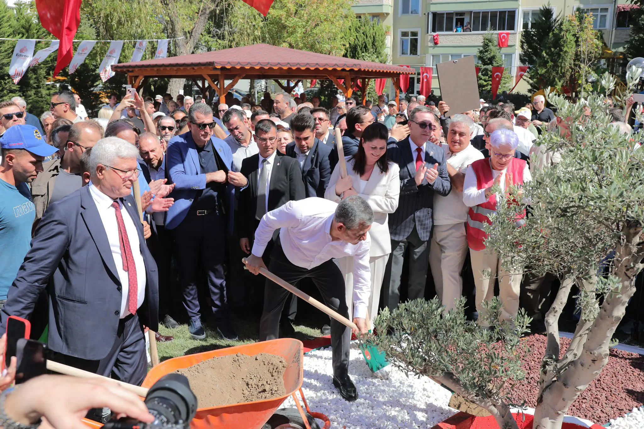 VEFA EDİRNE EMEKLİ EVİ HİZMETE BAŞLADI galeri görseli